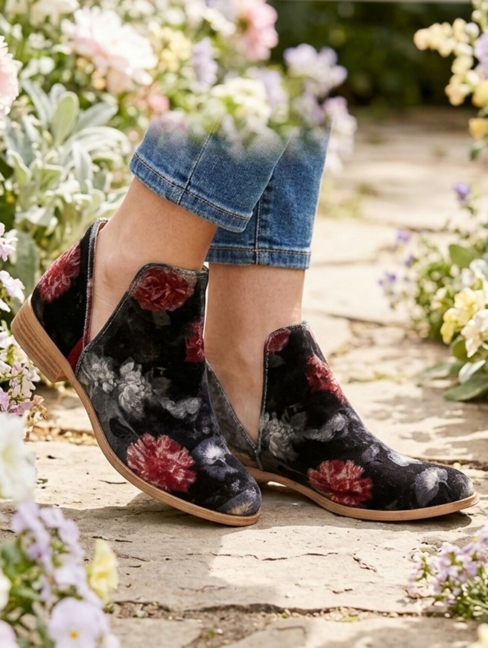 ATELIERS🇮🇹MADE in ITALY Floral Velvet Ankle Booties Black&RedGray Floral Sz 37